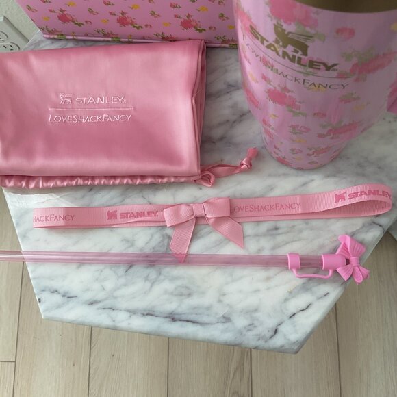 🎀 STANLEY x LoveShackFancy Quencher H2.0 Flowstate Tumbler 40oz Ibiza Sunset - Picture 6 of 12